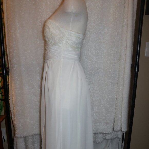 Hailey by Adrianna Papell white formal dress sz 6 - Picture 12 of 14